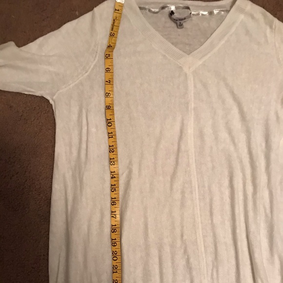 Lisa Todd knit sweater. White. Small. - Picture 4 of 10